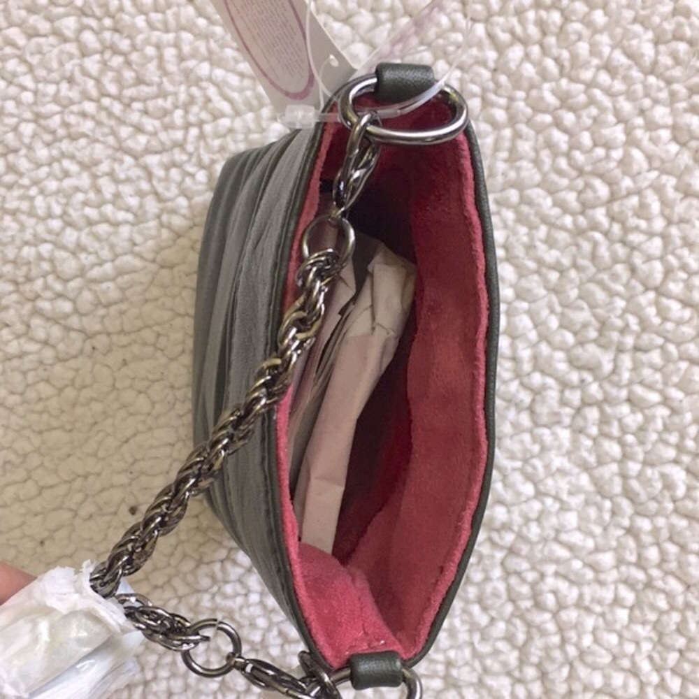 Flipbag by Amalia Gomez, reversible two in one look, adjustable - Picture 2 of 9